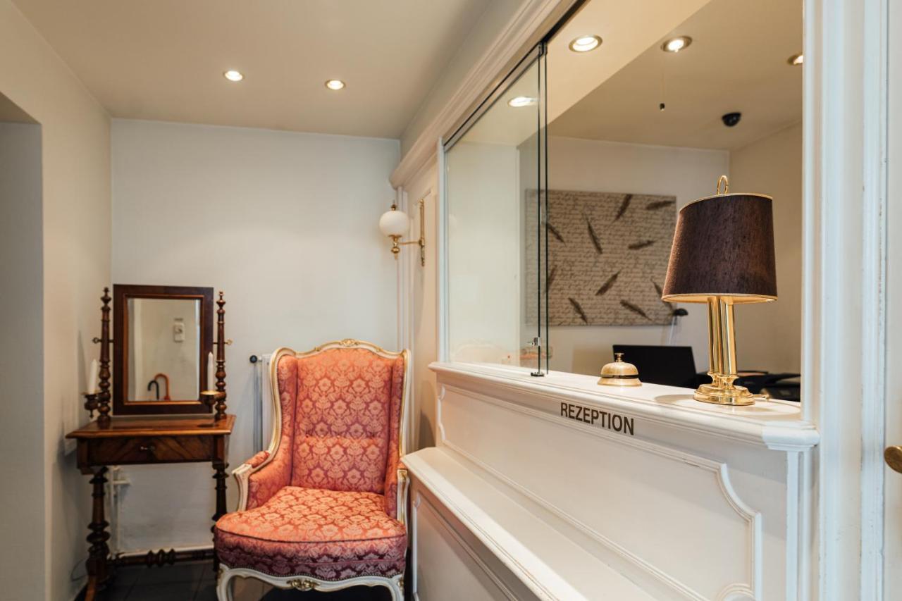 Das Kleine Hotel In Ruhiger Stadtlage Wiesbaden Extérieur photo