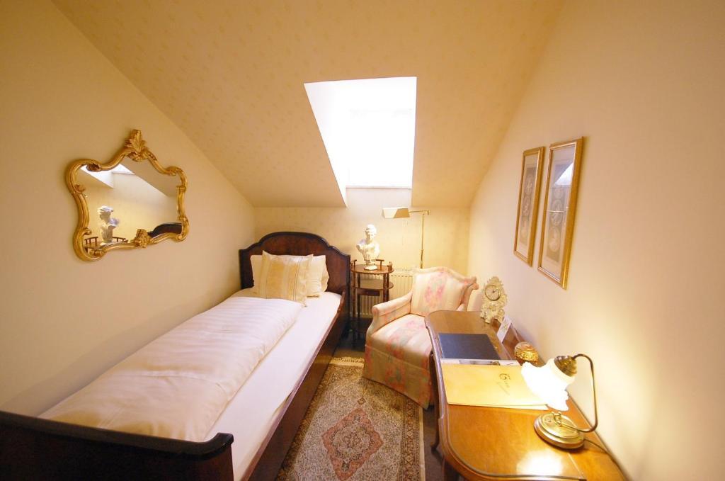 Das Kleine Hotel In Ruhiger Stadtlage Wiesbaden Extérieur photo